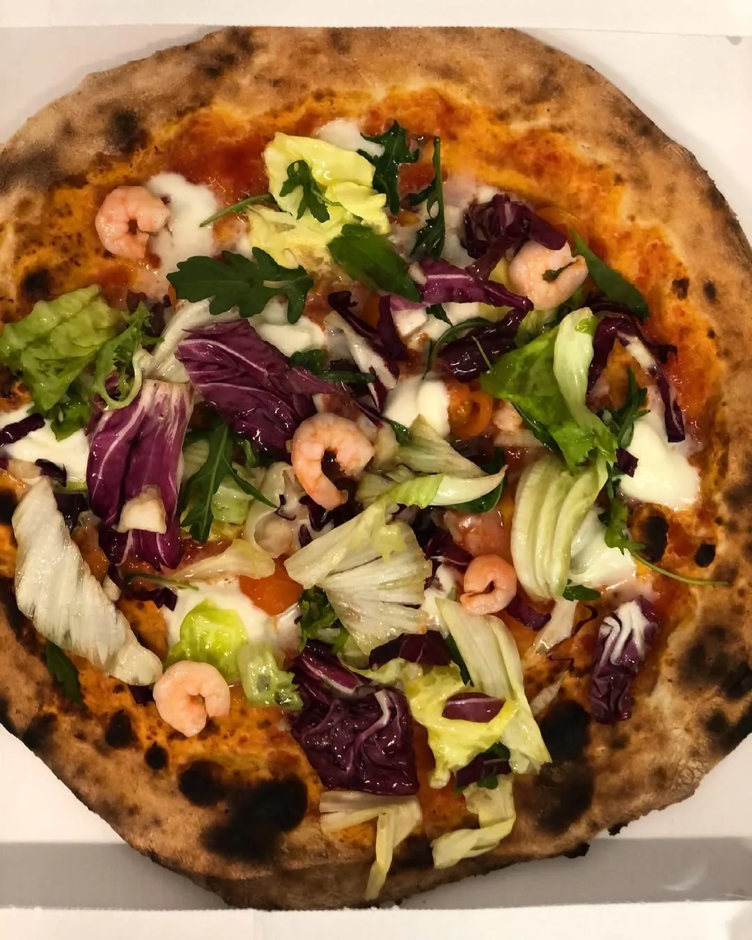 Pizza con gamberetti